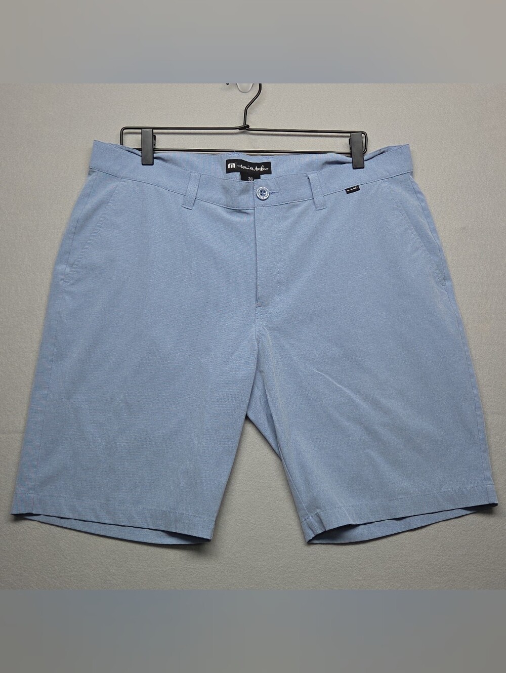 Travis Mathew Men's Light Blue Stretch Shorts 9" Inseam 36" Waist
